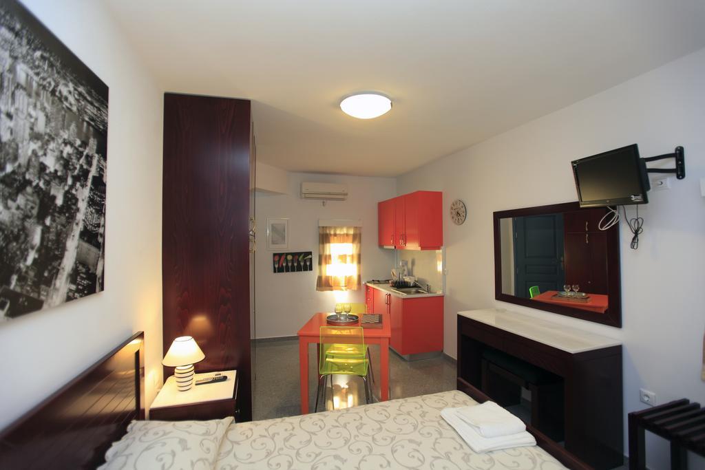 Stegadi Apartments Sikinos Room photo